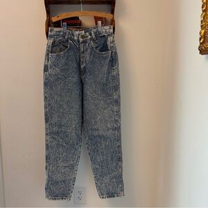 Vintage Chic High Rise Mom Jeans Acid Wash Tapered Leg Size 8P